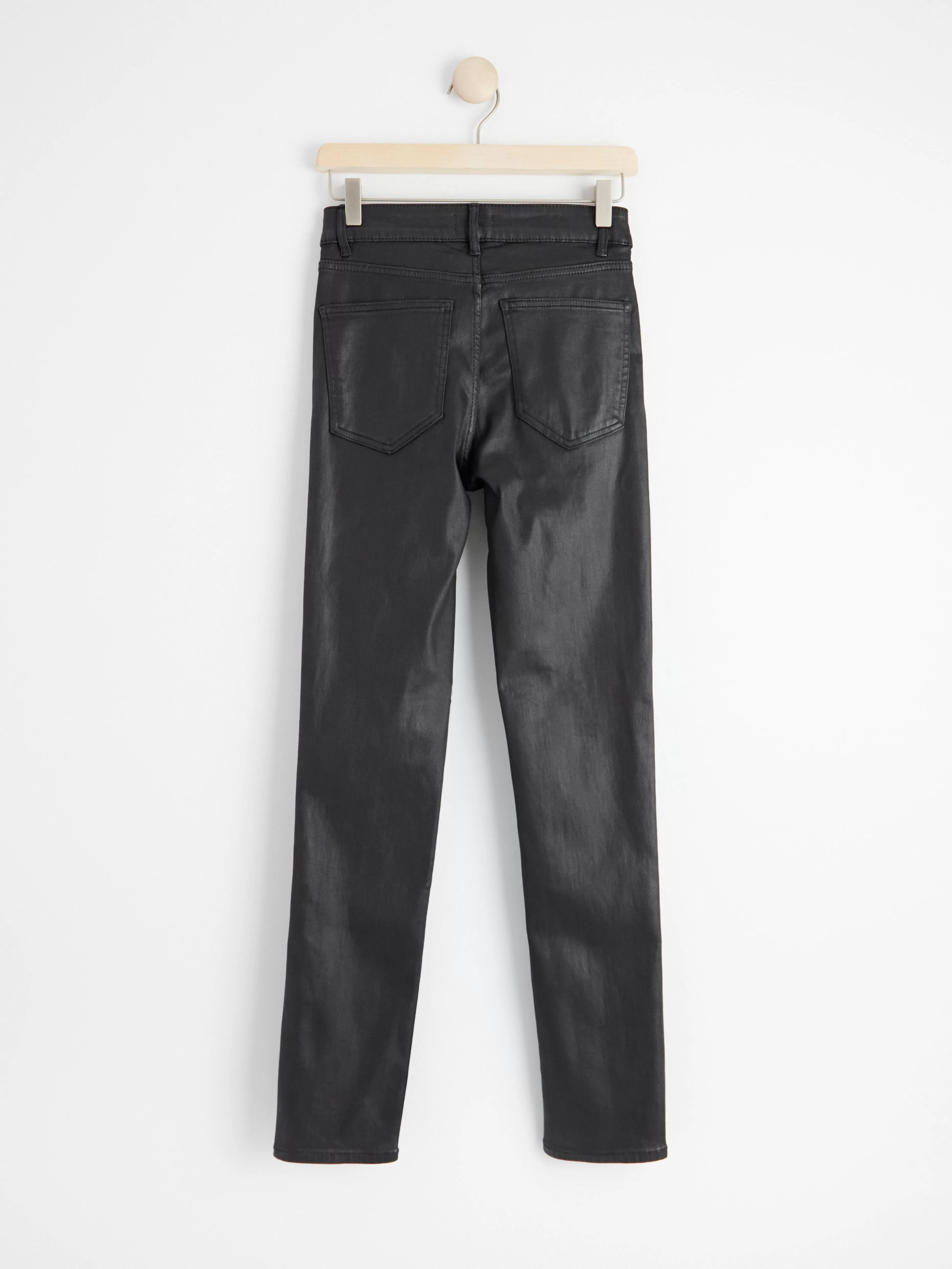 Dam Lindex Alba-Jeans Med Smal Passform, Smalt Ben Och Belagd Yta