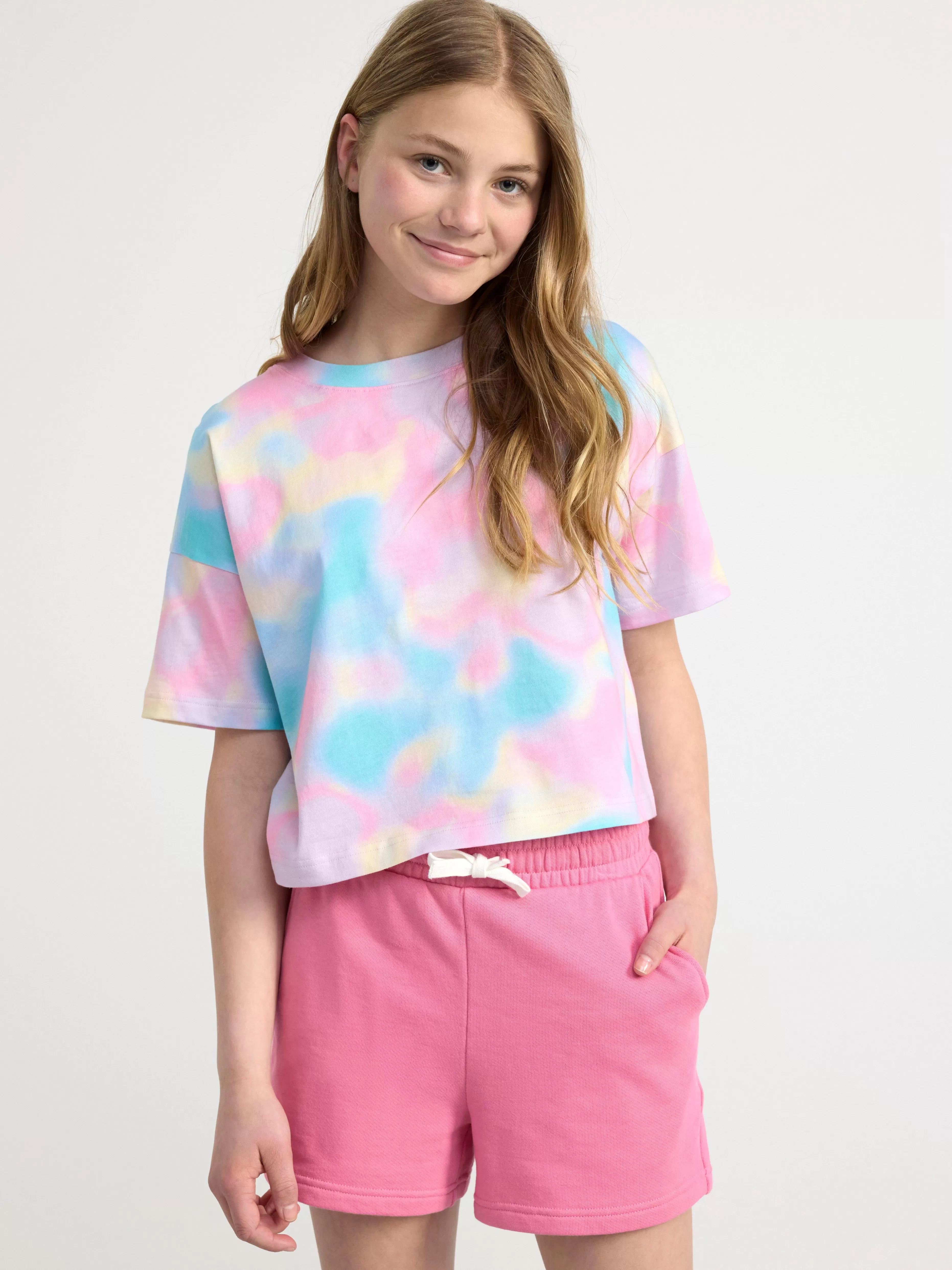 Barn Lindex Croppad Regnbagsfargad T-Shirt