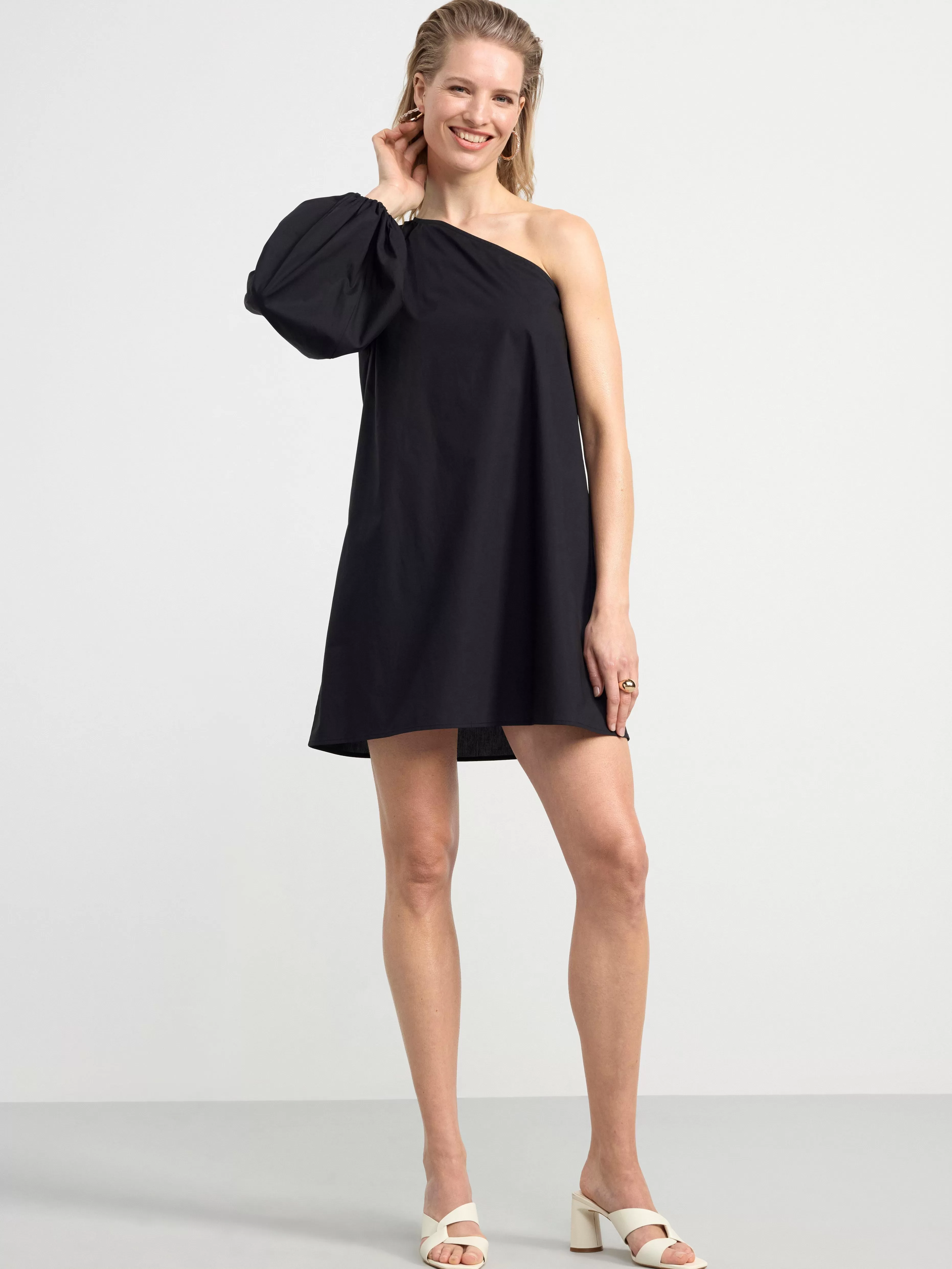 Dam Lindex One-Shoulder Klanning