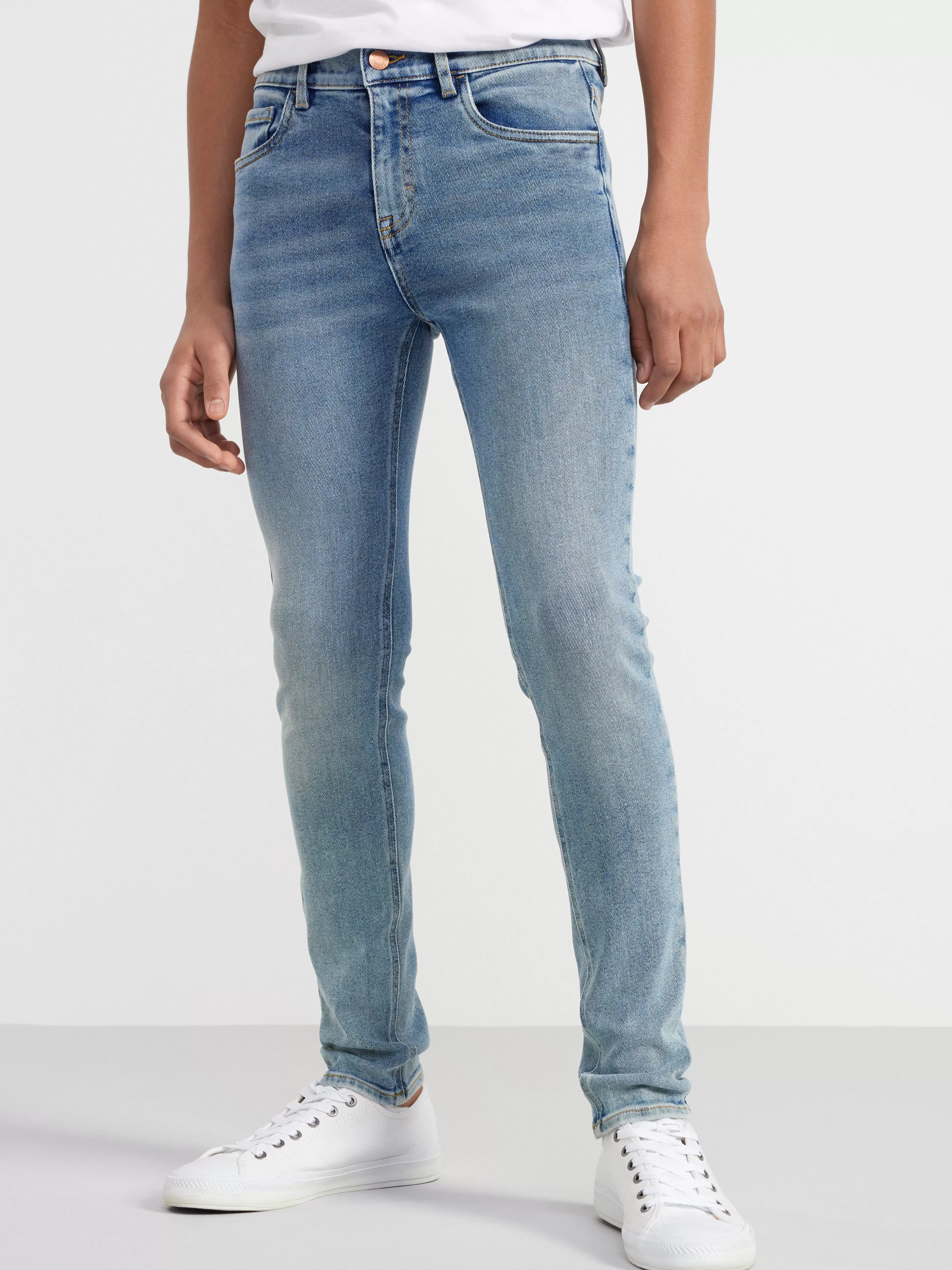Barn Lindex Sam Superstretchiga Jeans Med Slim Fit Och Normalhog Midja