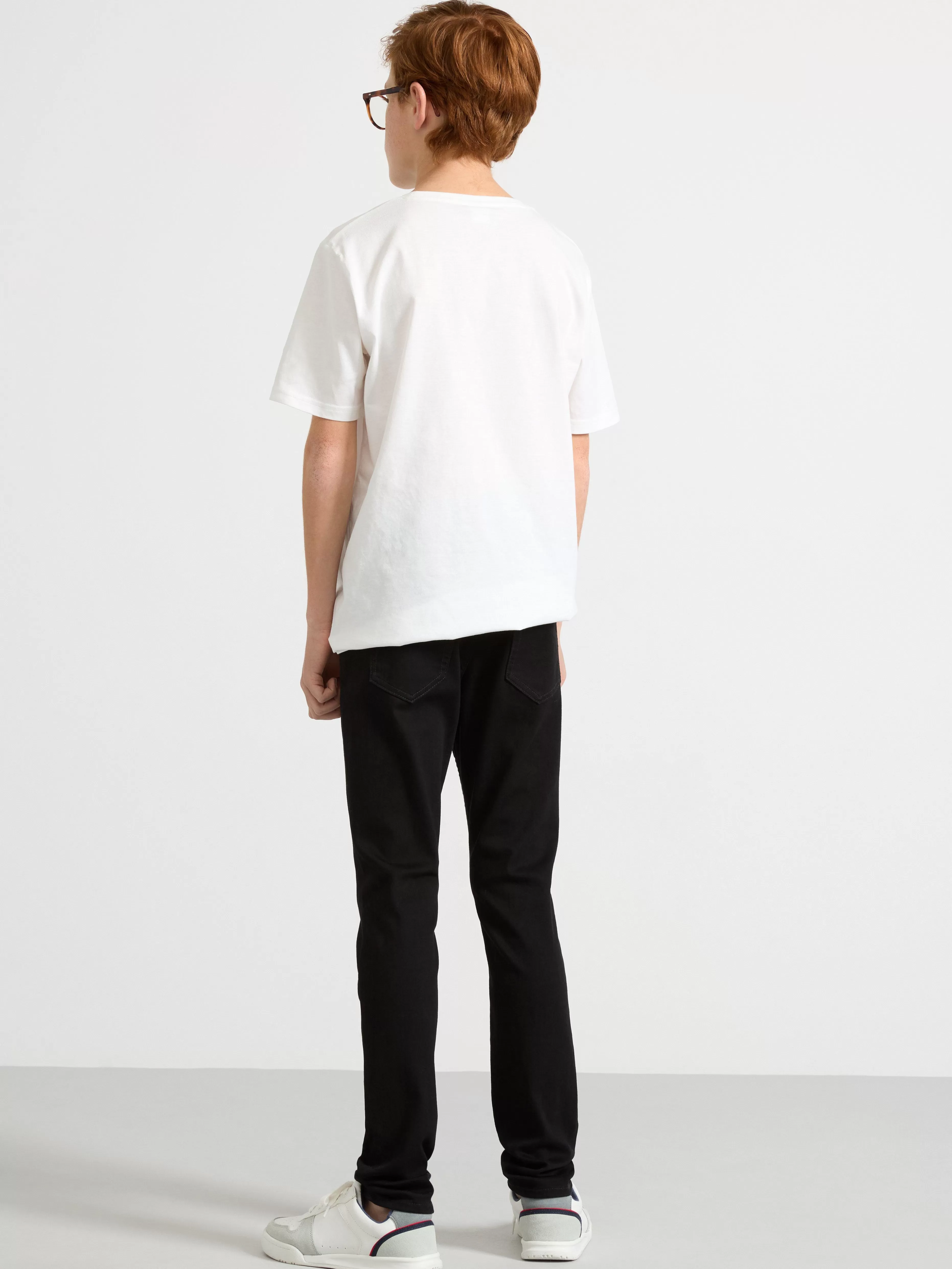 Barn Lindex Sam Superstretchiga Jeans Med Slim Fit Och Normalhog Midja