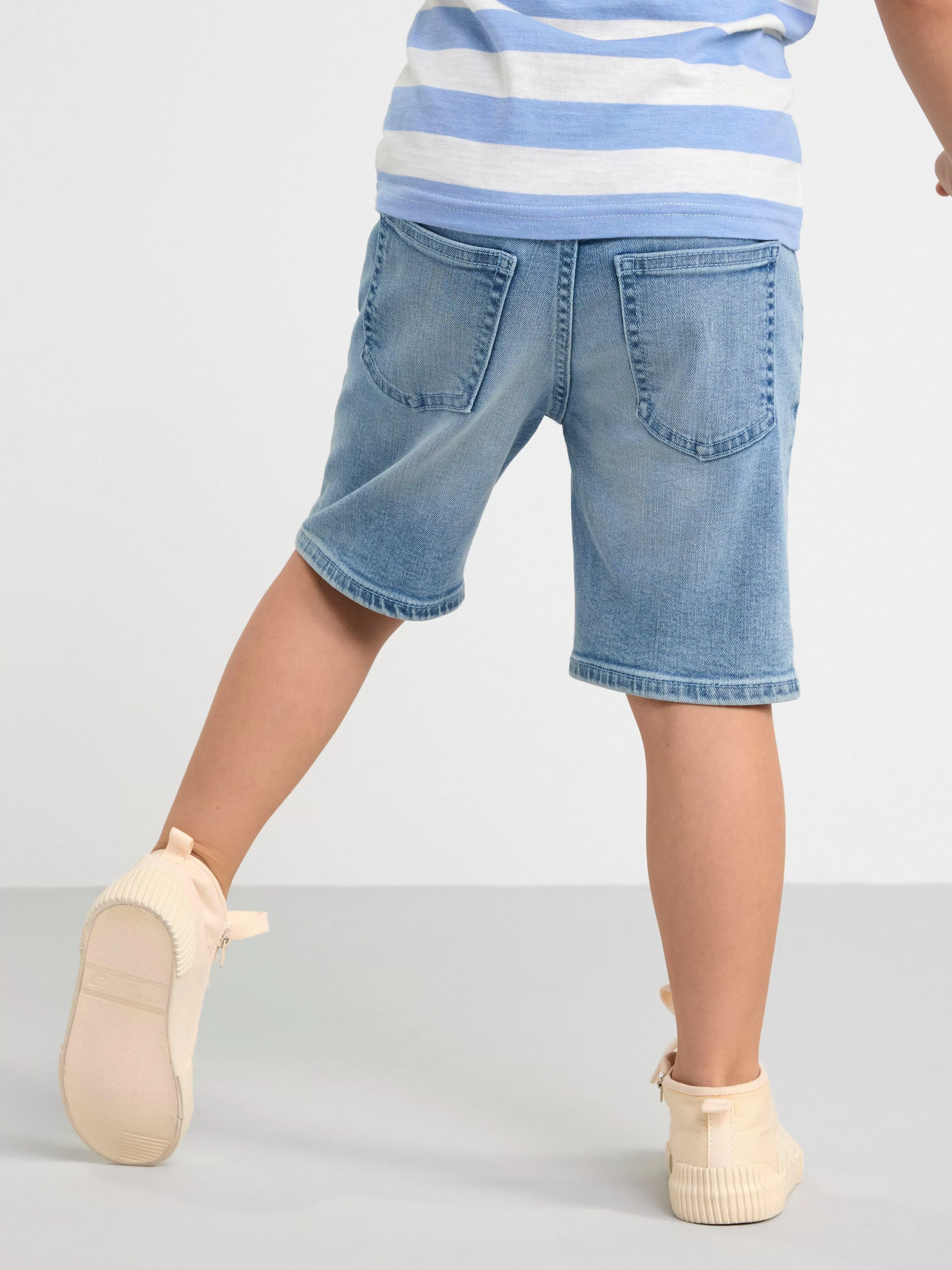 Barn Lindex Sture Pull-Up-Shorts I Denim Med Normalhog Midja Och Rakt Ben
