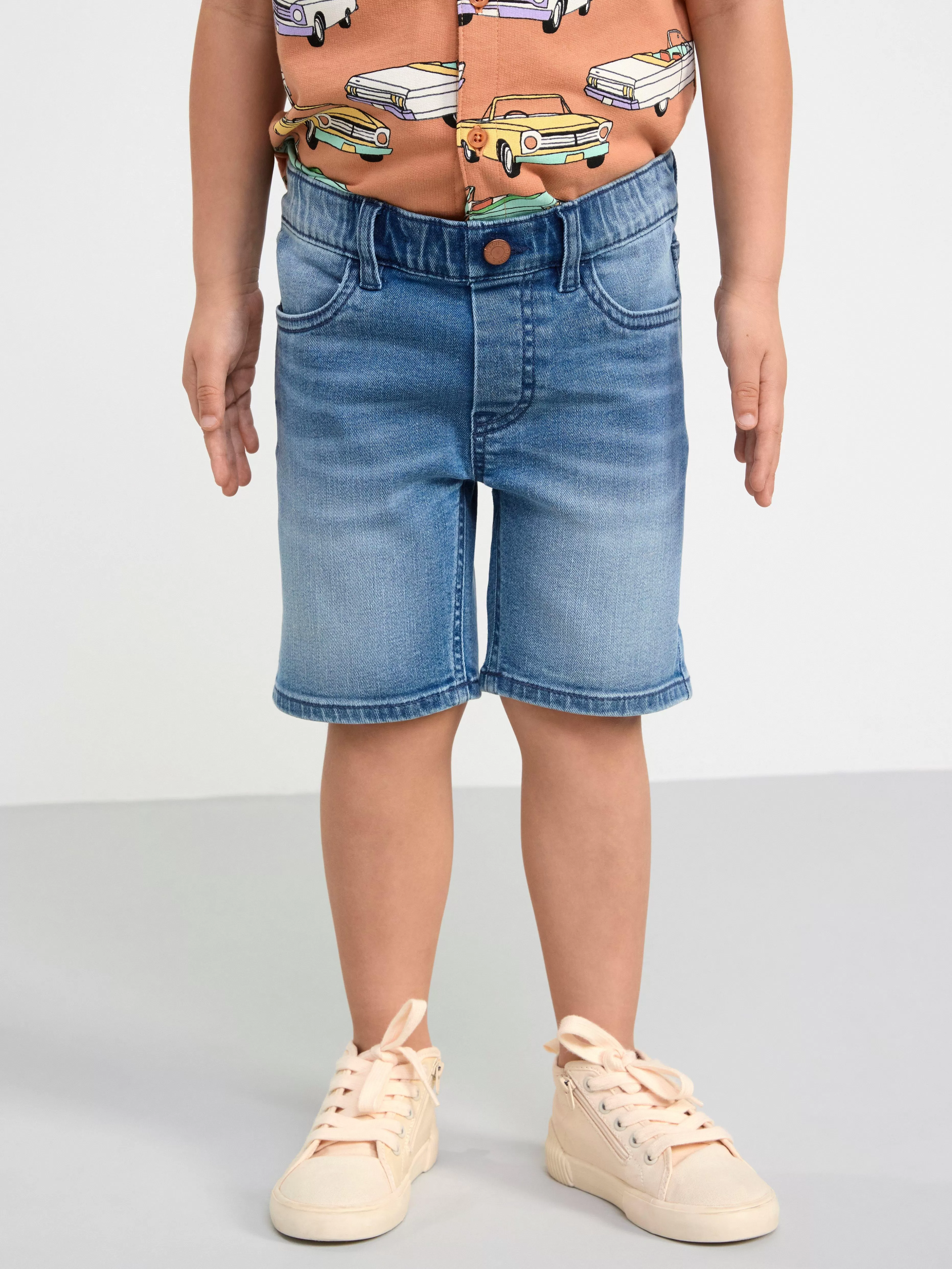 Barn Lindex Sture Pull-Up-Shorts Imed Normalhog Midja Och Rakt Ben