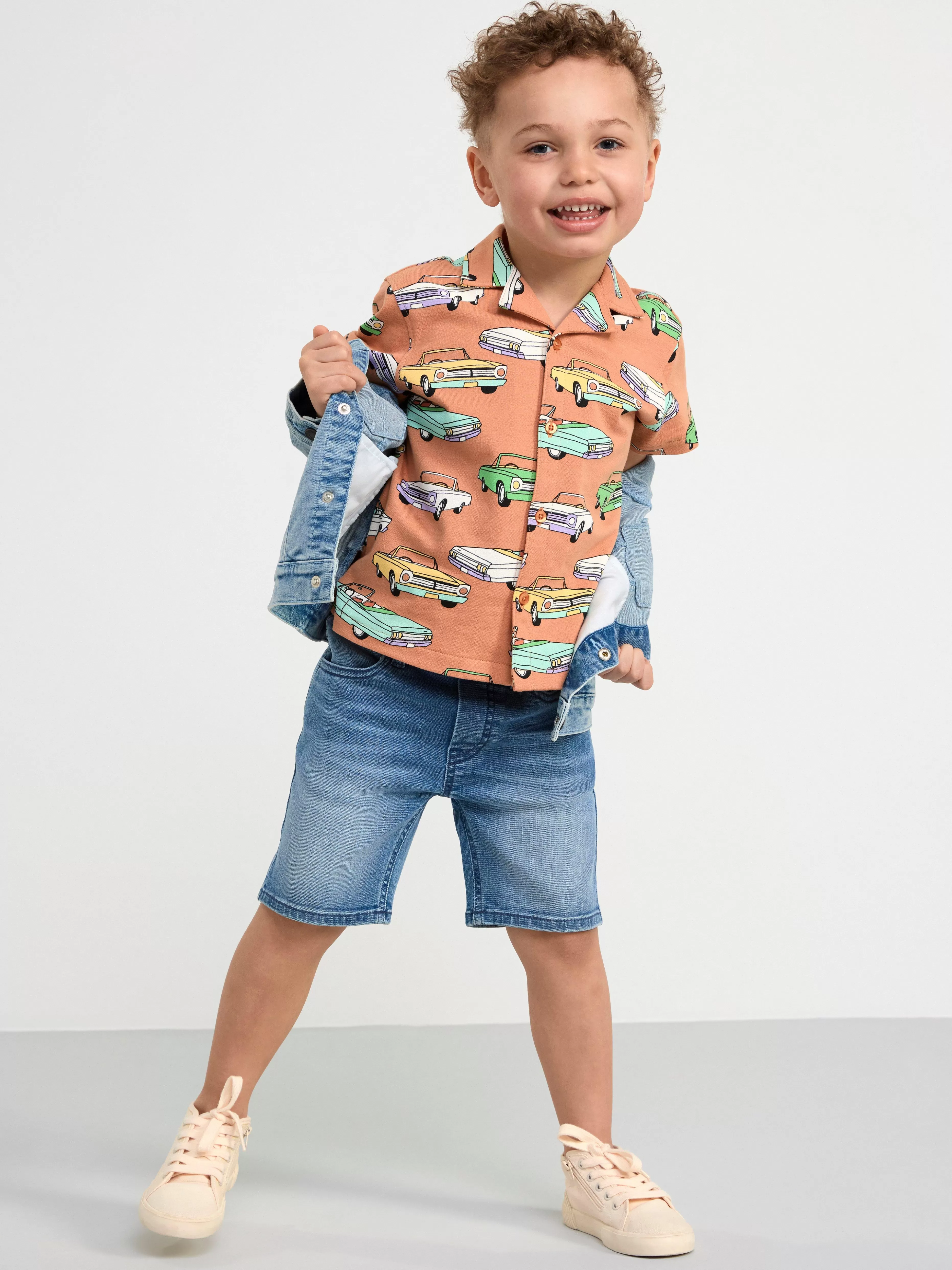 Barn Lindex Sture Pull-Up-Shorts Imed Normalhog Midja Och Rakt Ben