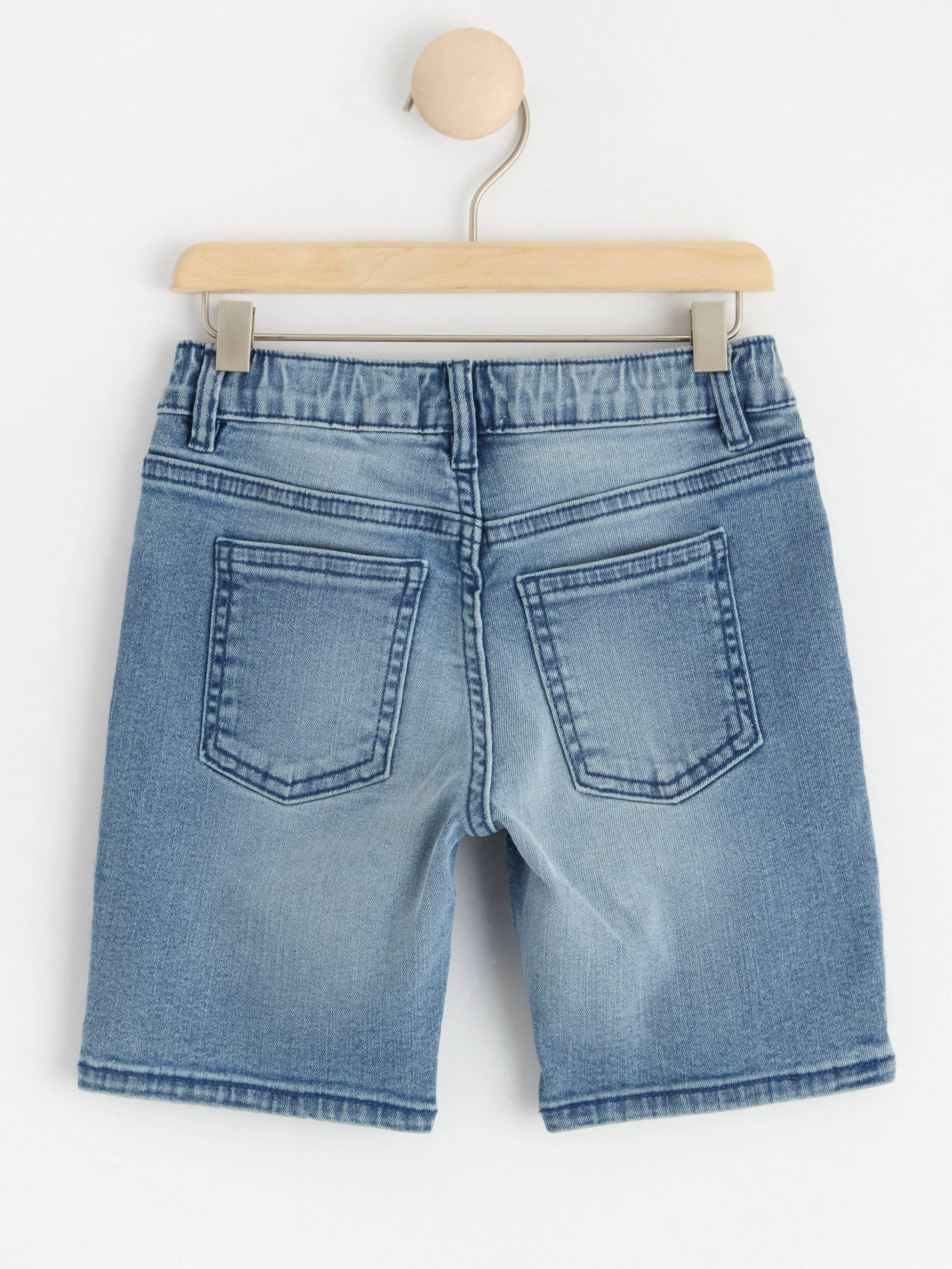 Barn Lindex Sture Pull-Up-Shorts Imed Normalhog Midja Och Rakt Ben