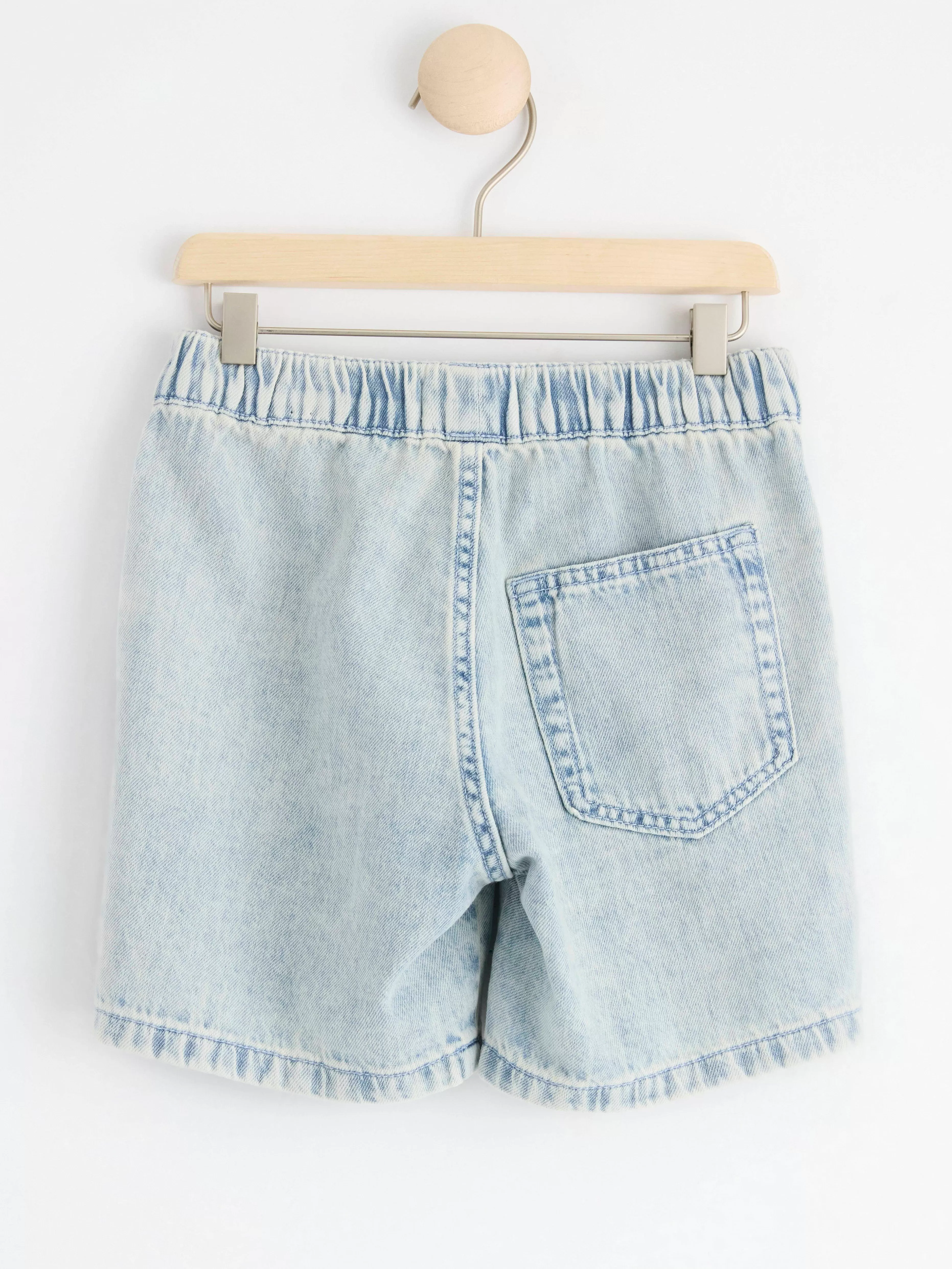 Barn Lindex Sven Denimshorts Med Normalhog Midja Och Rakt Ben