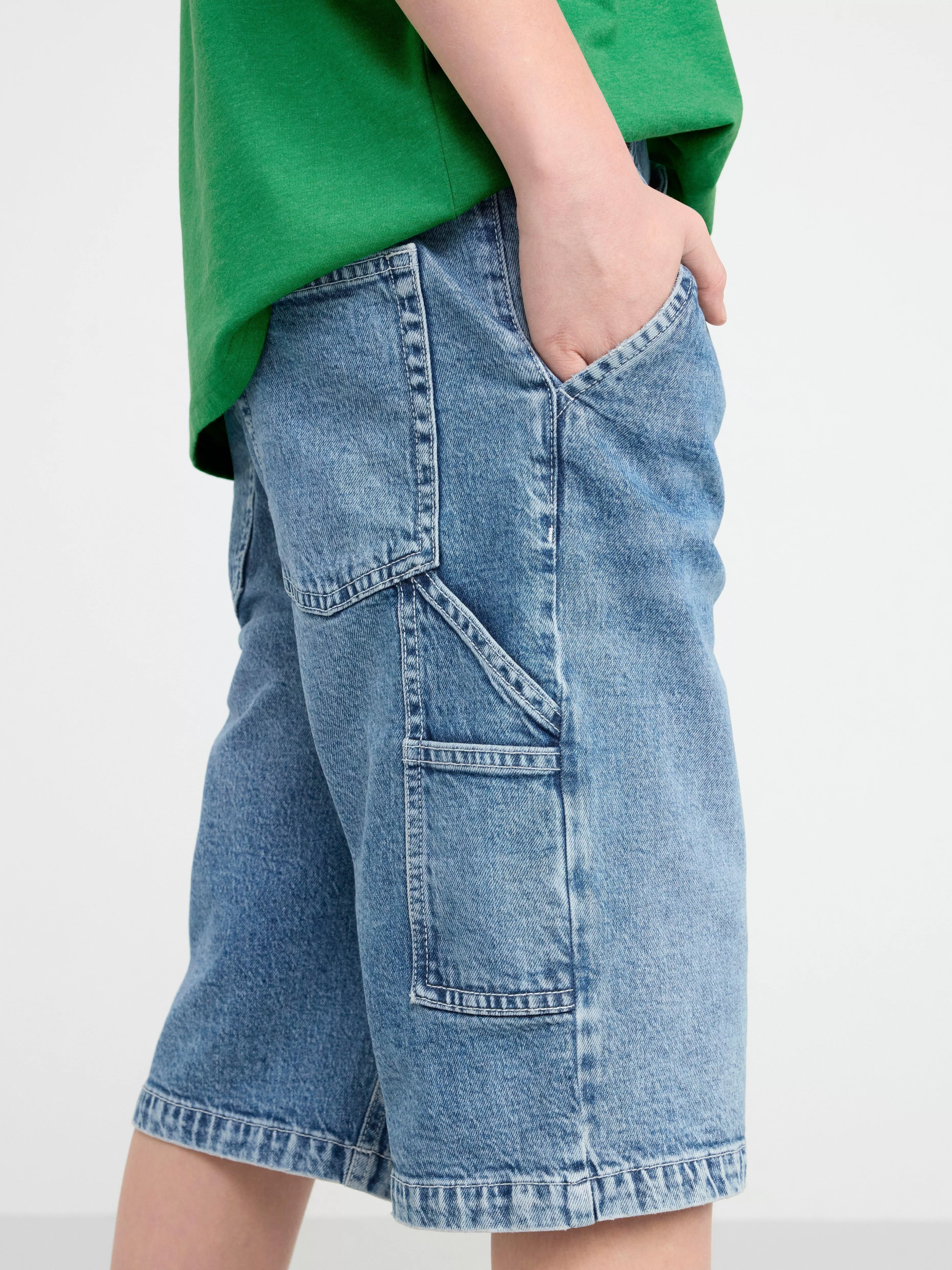 Barn Lindex Vilgot Jeansshorts Med Normalhog Midja Och Vida, Raka Ben