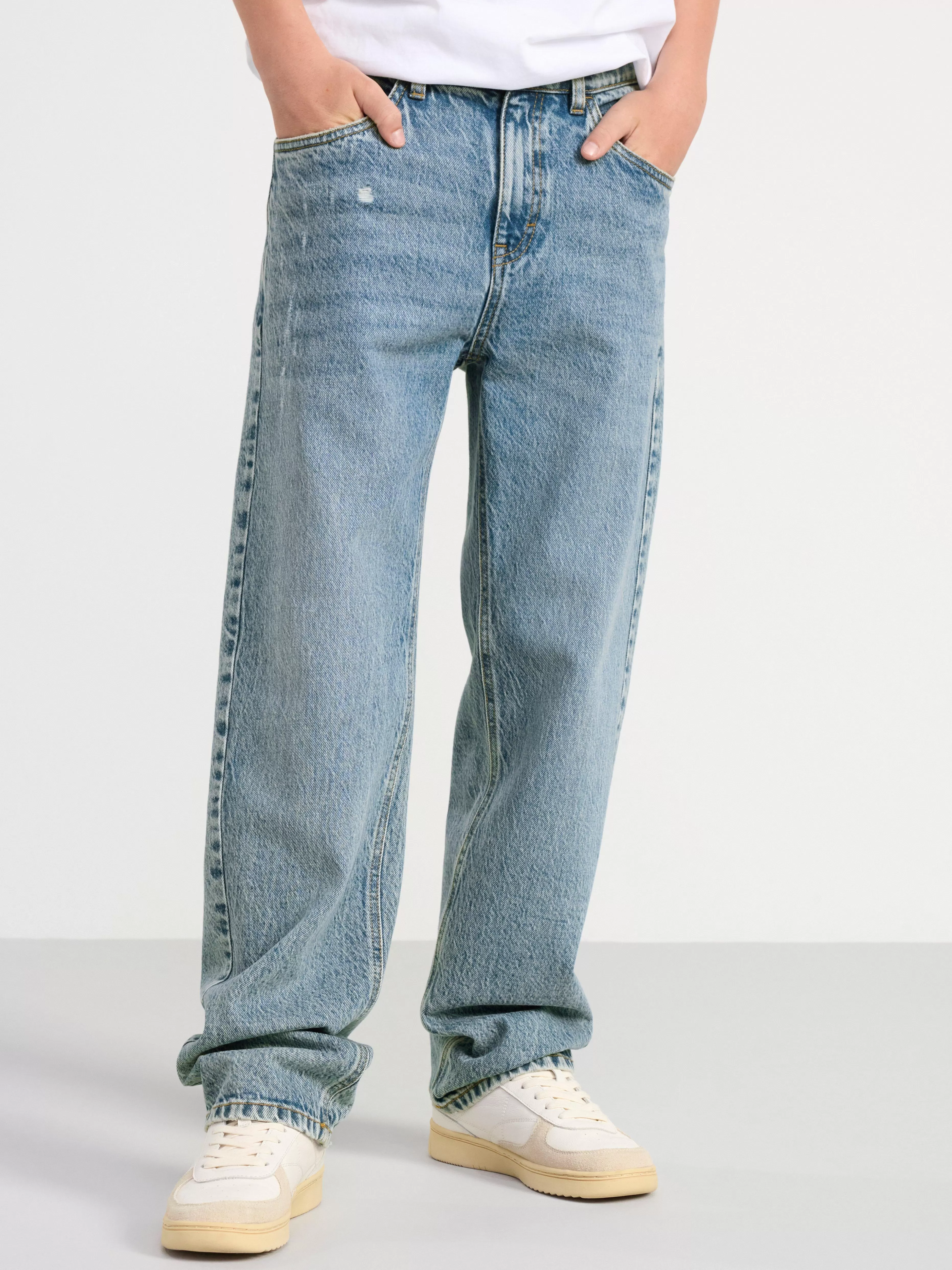 Barn Lindex Vilgot Vida Raka Jeans Med Normalhog Midja