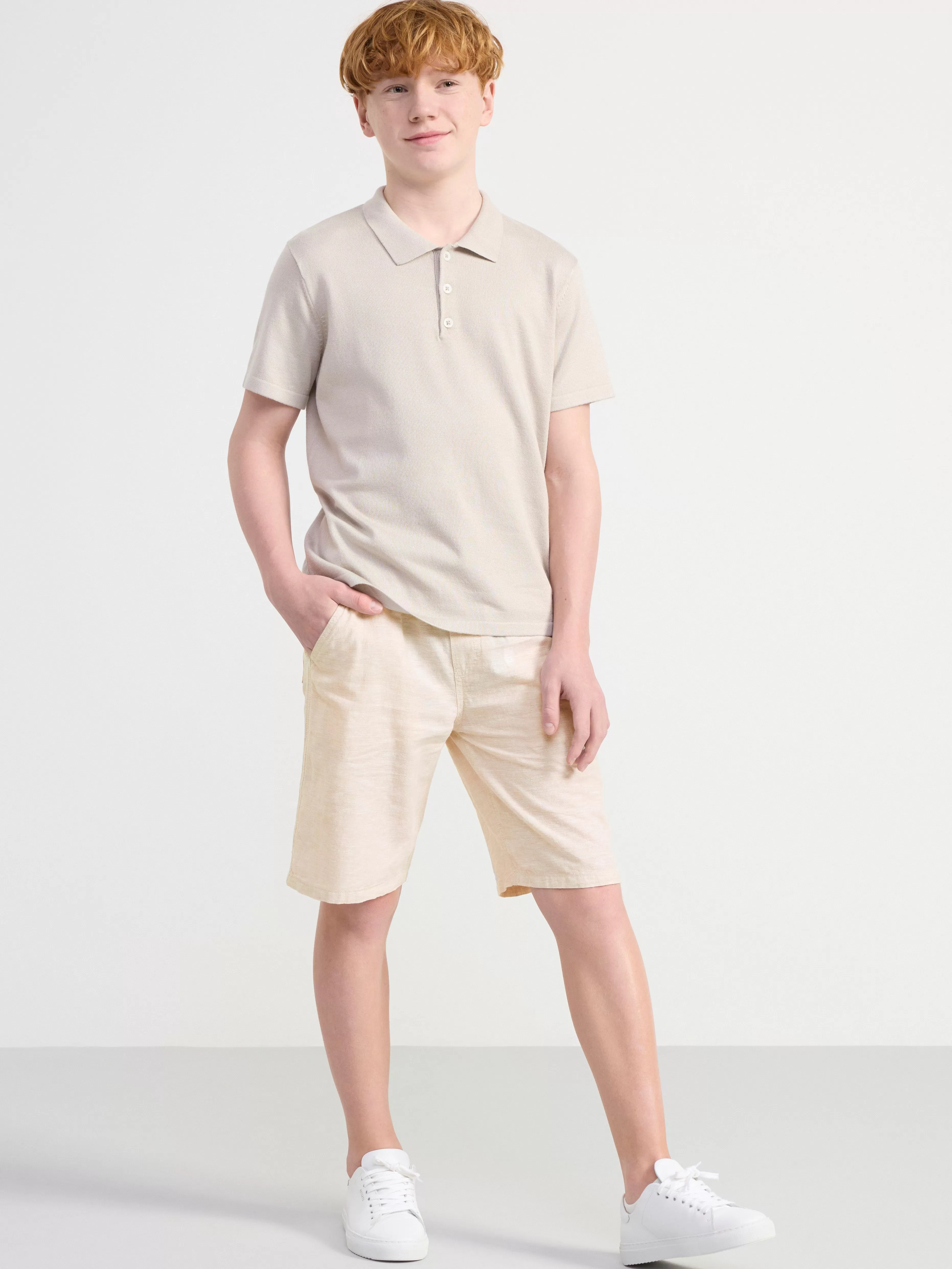 Barn Lindex Vilgot Vida Shorts Med Normalhog Midja I Linneblandning