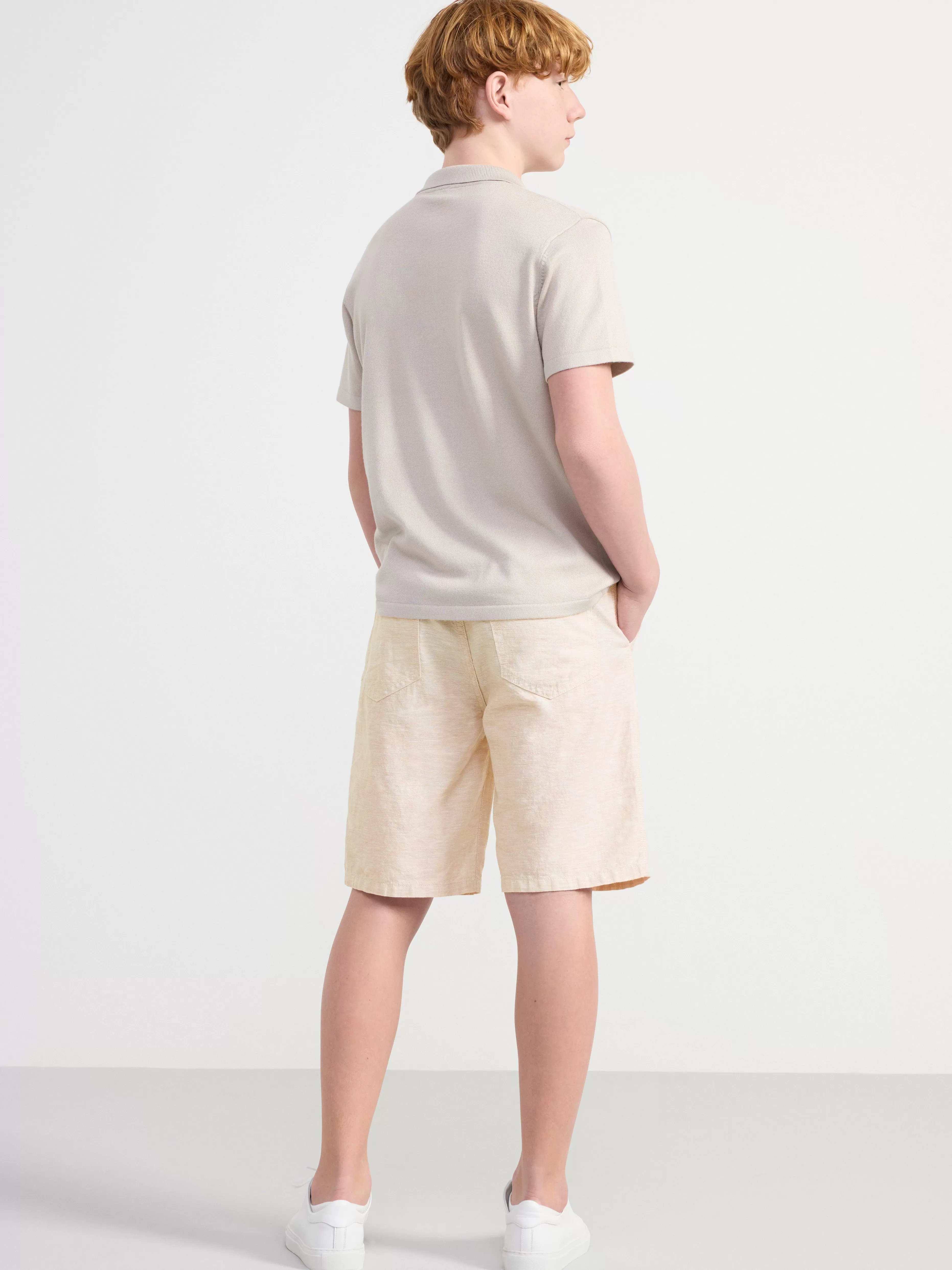 Barn Lindex Vilgot Vida Shorts Med Normalhog Midja I Linneblandning